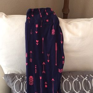 NWOT Lularoe OS Leggings